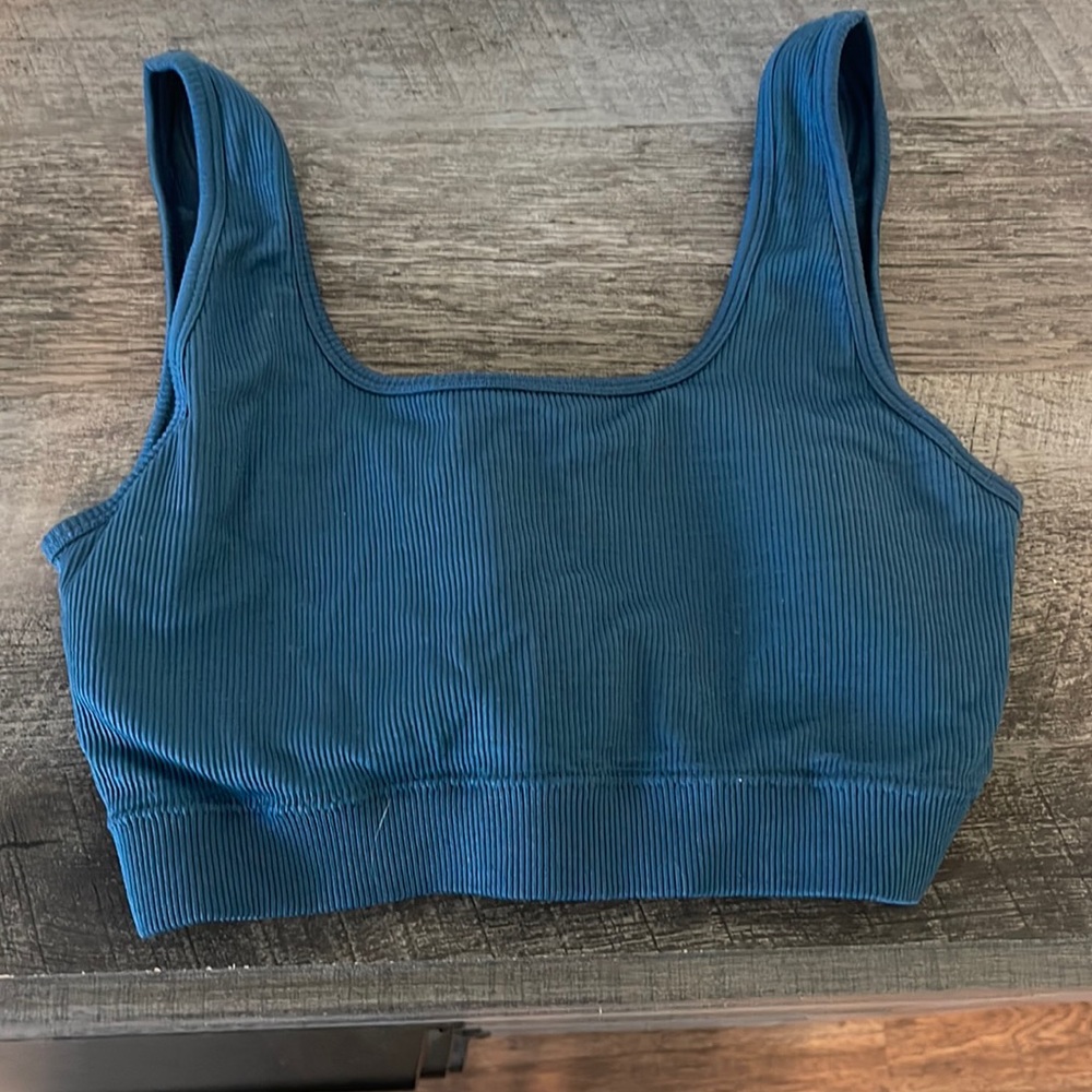 Ribbed Sports Bra